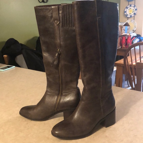 Latigo Diggity Brown Boots - Picture 1 of 4